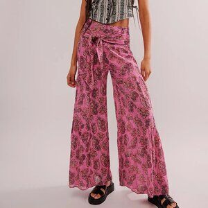 059 Free People One Good Day Printed Wide-Leg Pants Pink Combo Paisley Size Med
